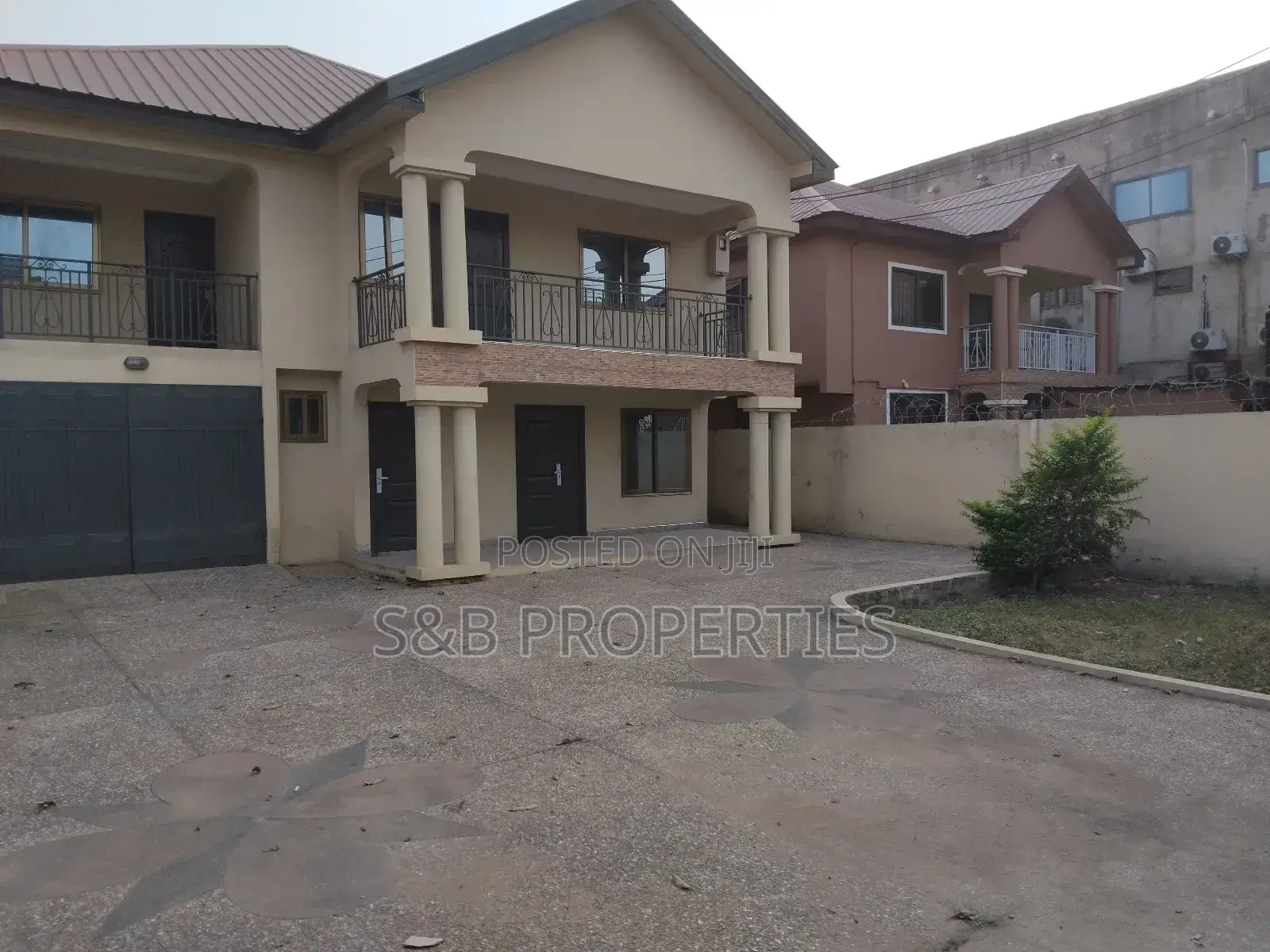 4bdrm House in Ashomang Estate for sale