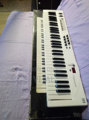 Studio Keyboard Miditech I2 Control 61