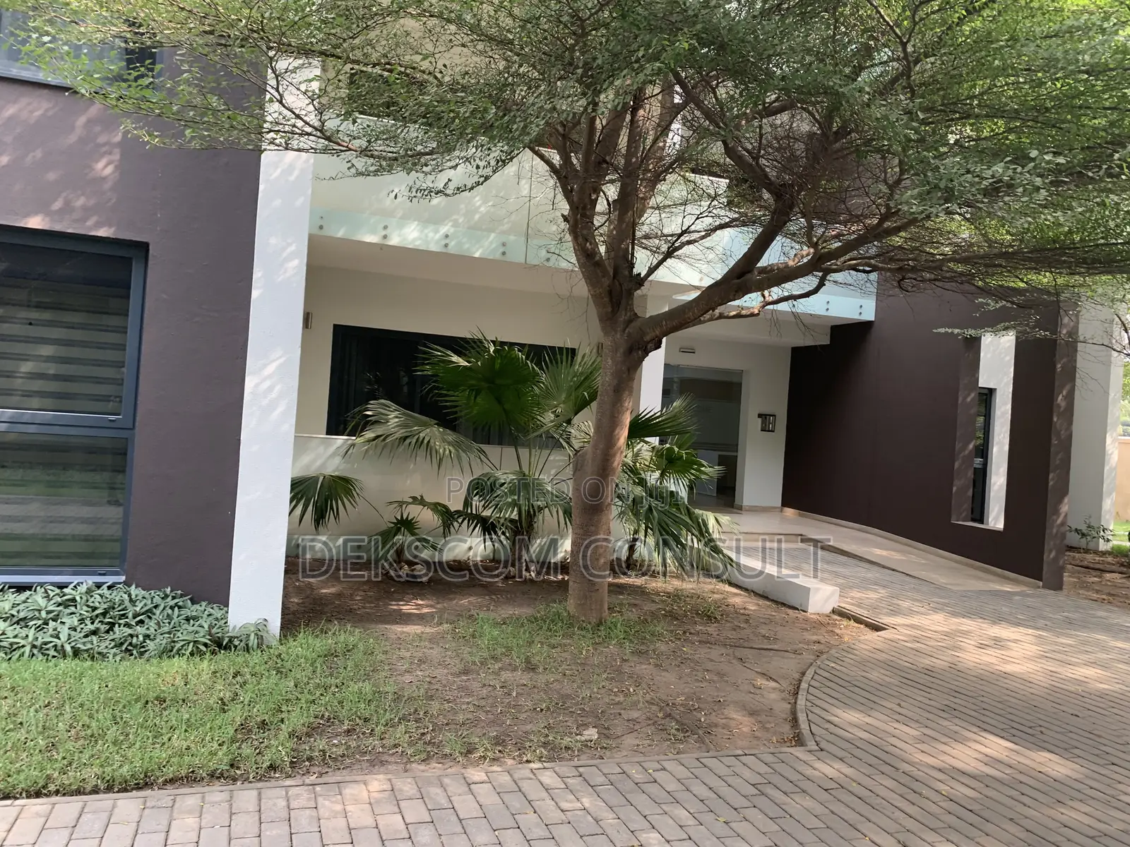 Furnished 2bdrm Apartment in Cantonments for rent
