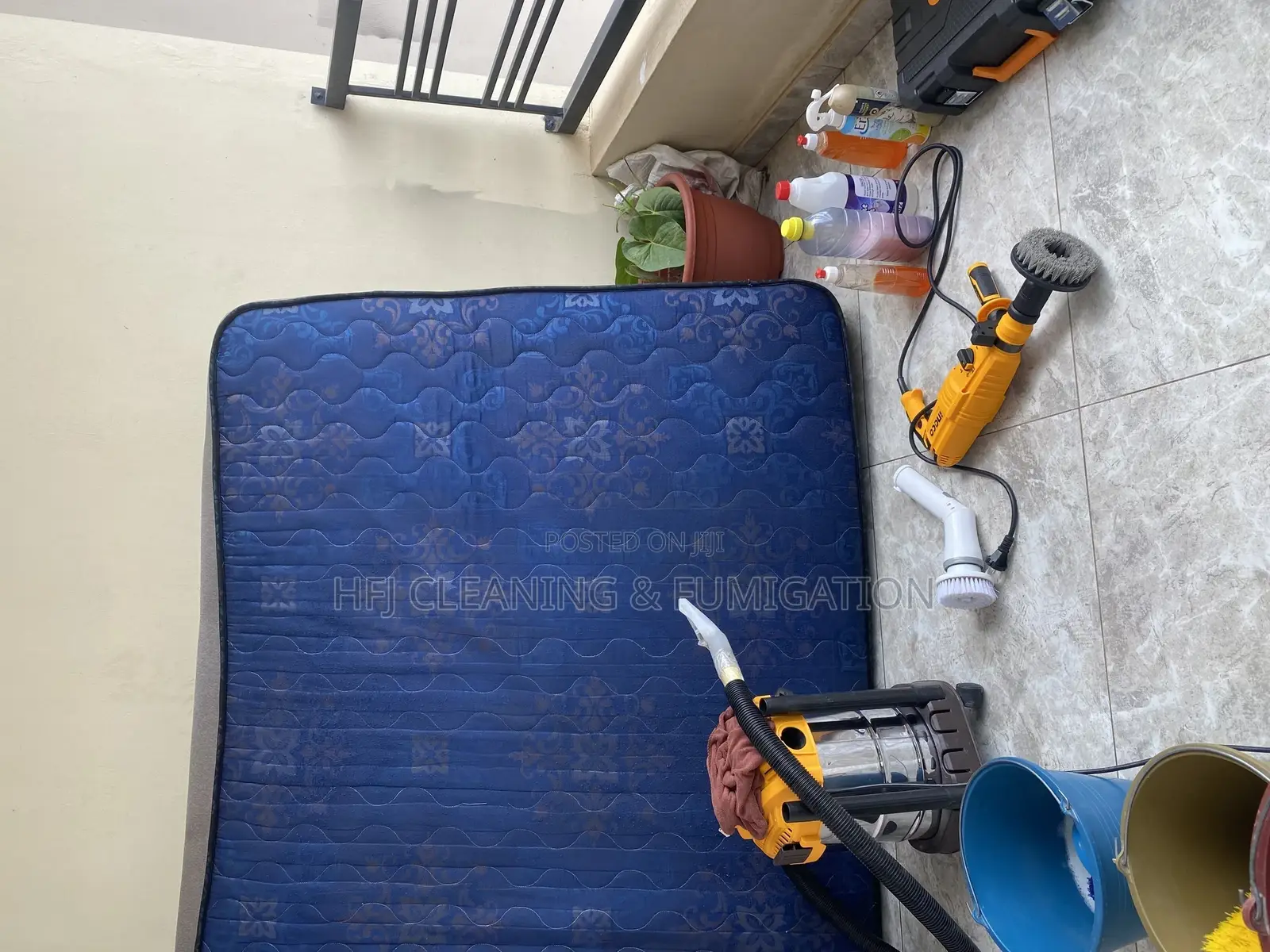 Mattress Cleaning and Vacuuming