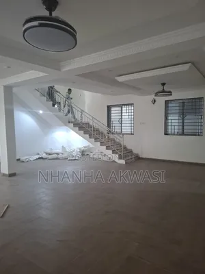 4bdrm House in Teme Community 12, Tema Metropolitan for rent