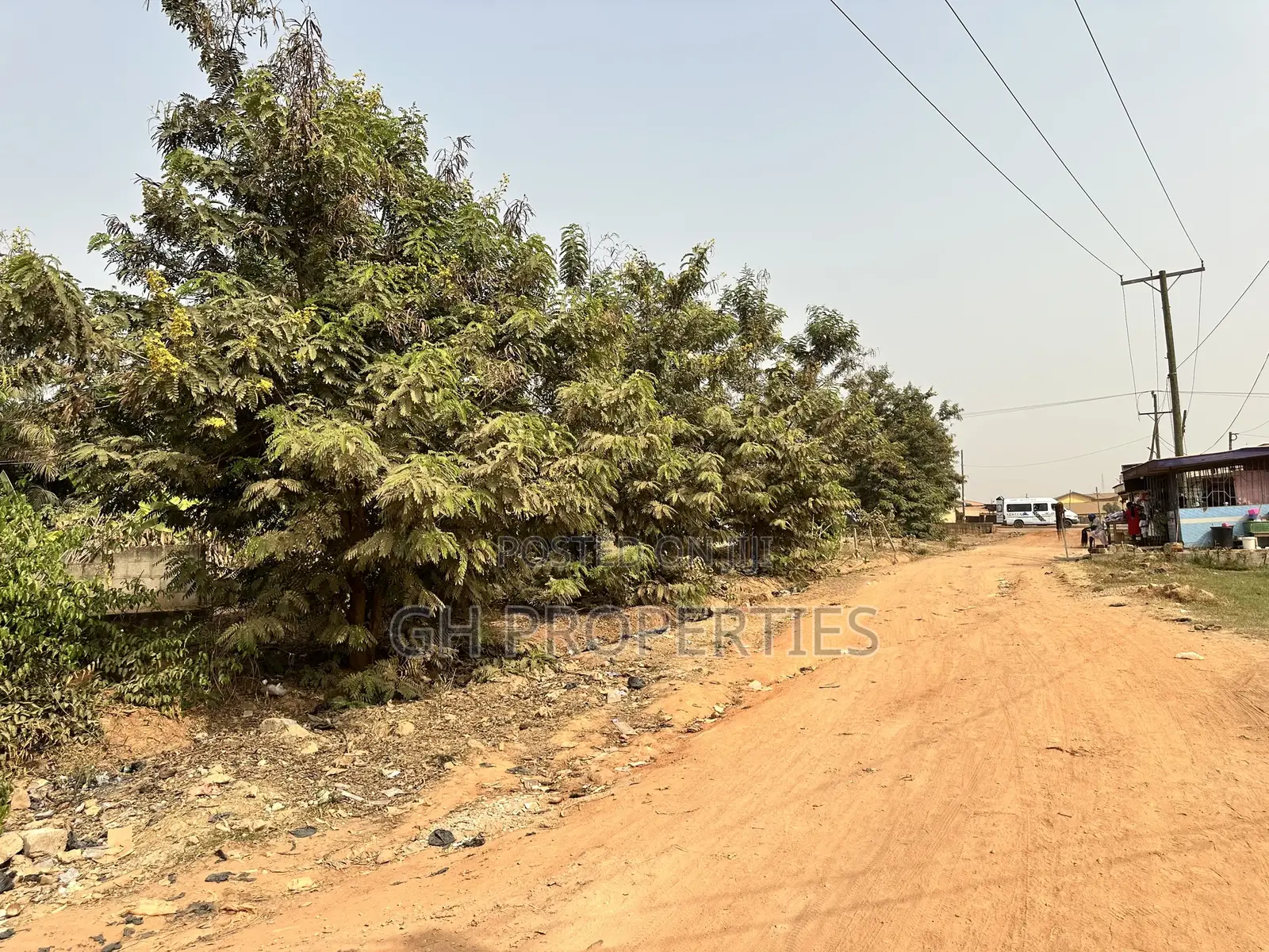 Half Daban Second Plot to Main Road.
