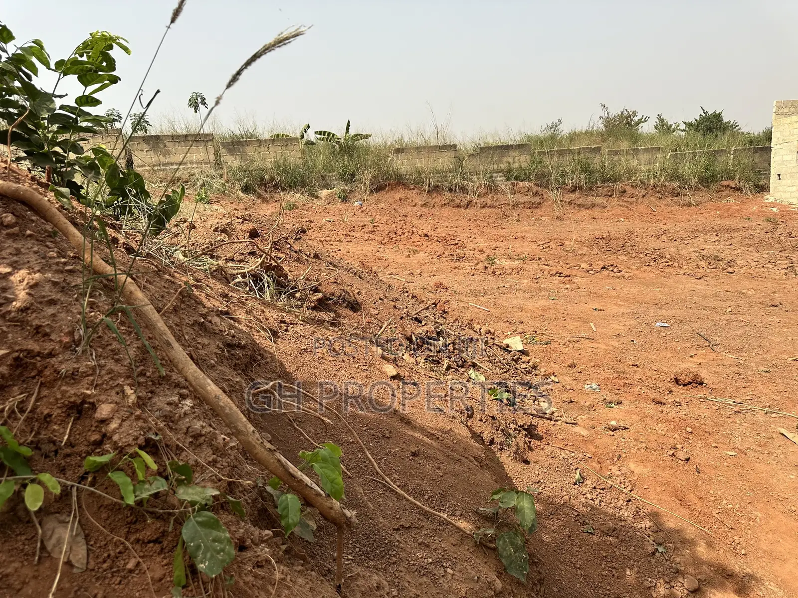 One Plot for Sale at Aboabo No2