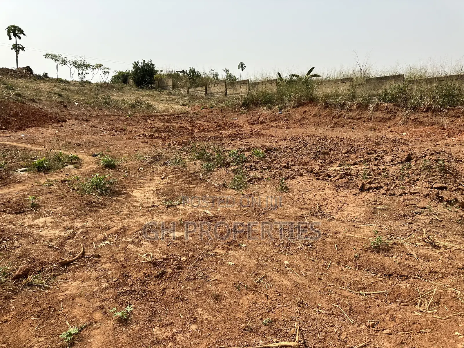 One Plot for Sale at Aboabo No2