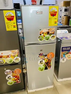 Beautiful Galaxy Top Freezer 140lt