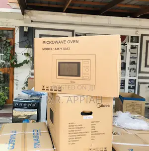 Built-in Electric Midea Am717bs7 17ltr Microwave(Silver).