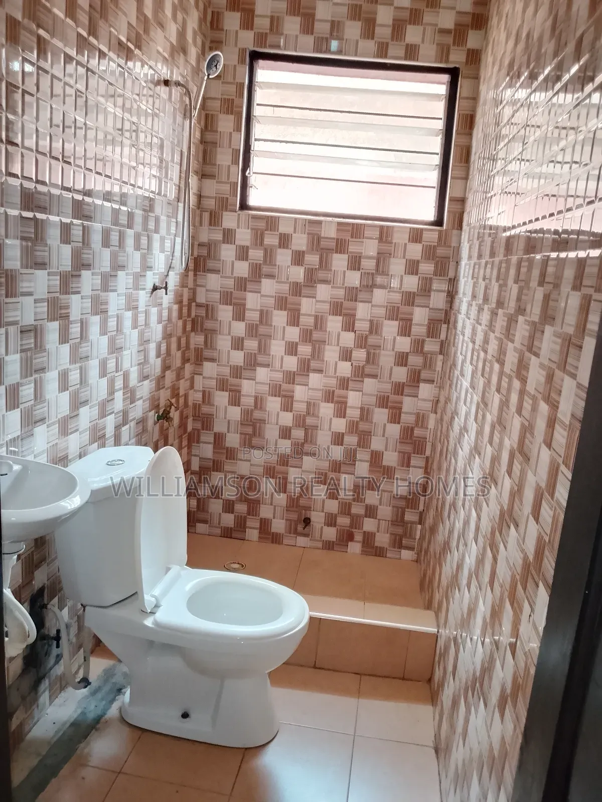 1bdrm Apartment in Community 18 Area, Spintex for rent