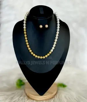 Pearl Necklace Set