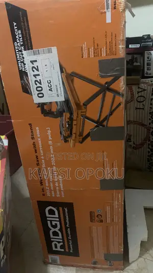 8in Wet Tile Saw With Stand