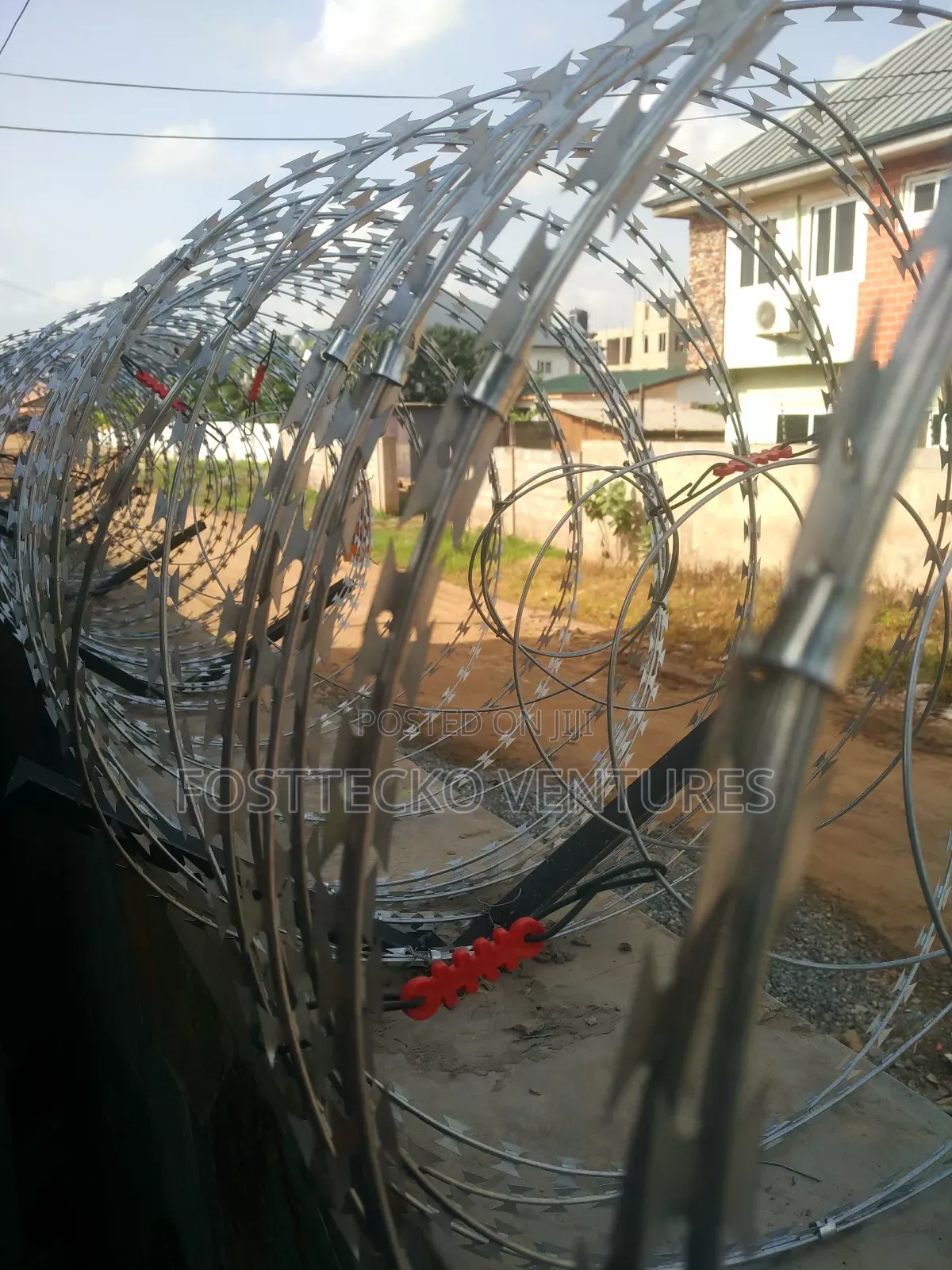 Razor Fencing.
