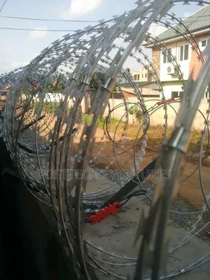 Razor Fencing.