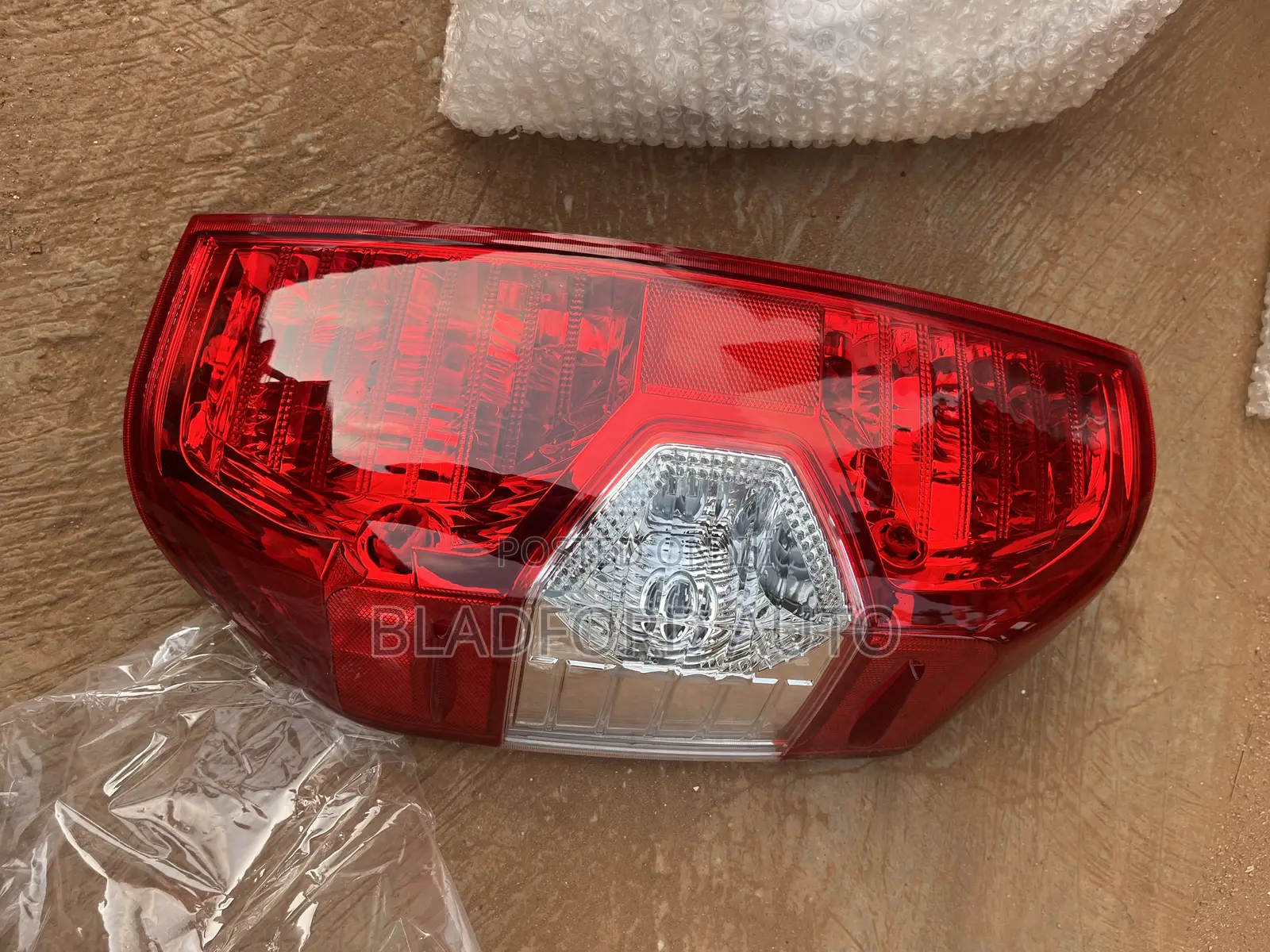 Tundra 2018 Tailight Pair