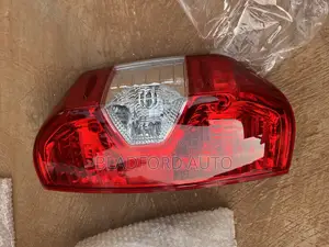 Tundra 2018 Tailight Pair