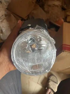 Nissan Hardbody Foglight Pair