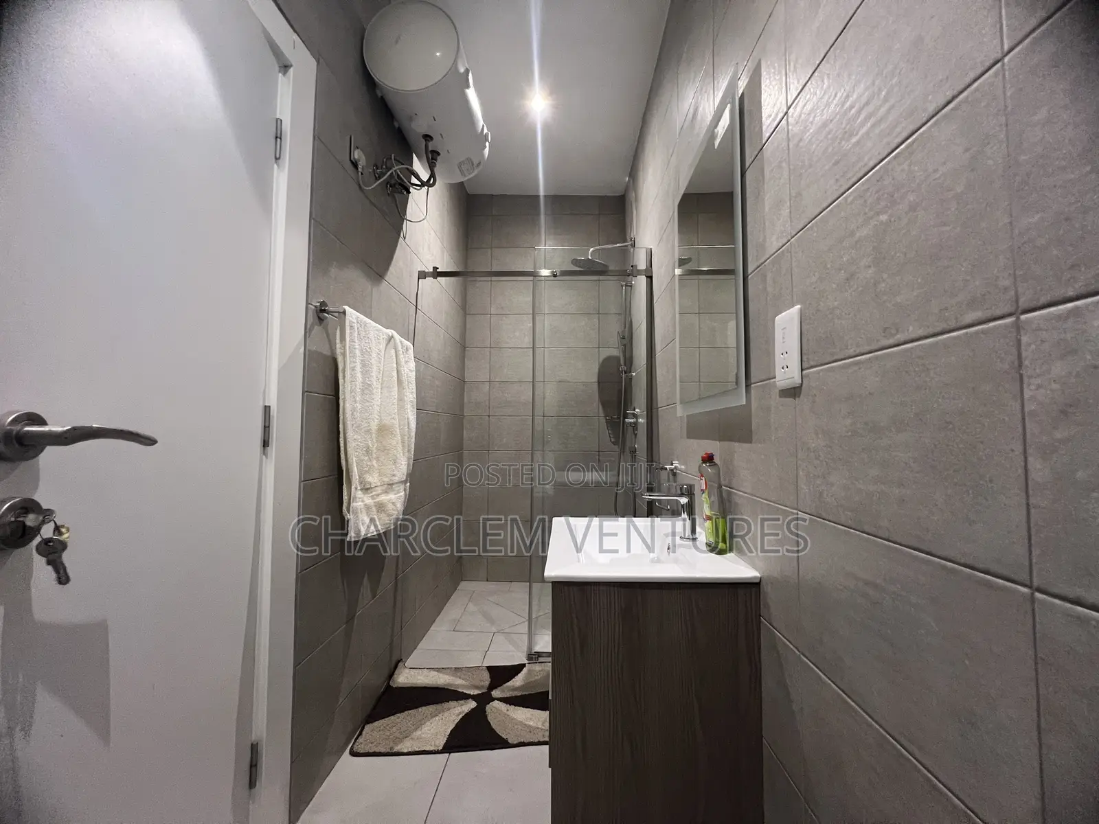 Furnished 1bdrm Apartment in Cantonment-A Few, Cantonments for sale