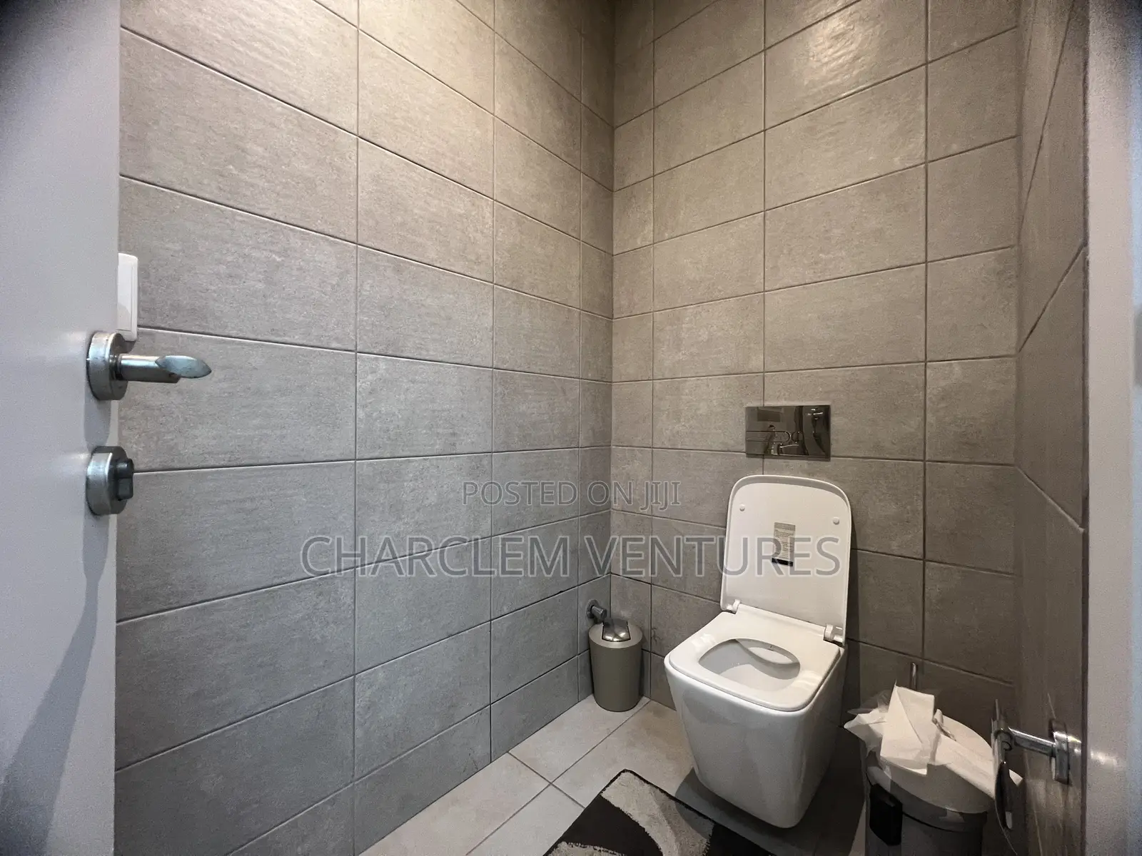 Furnished 1bdrm Apartment in Cantonment-A Few, Cantonments for sale