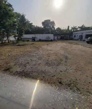 More Than 4 Plots Forsale at Cantonments for $2.5m