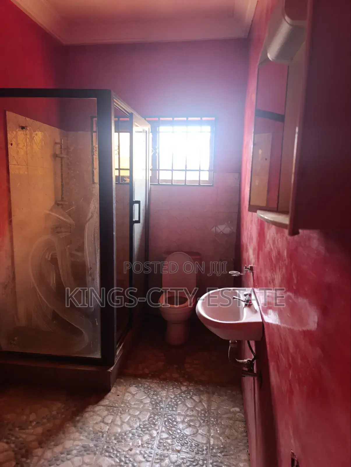 3bdrm Apartment in Atta-Mills, Ofankor for rent