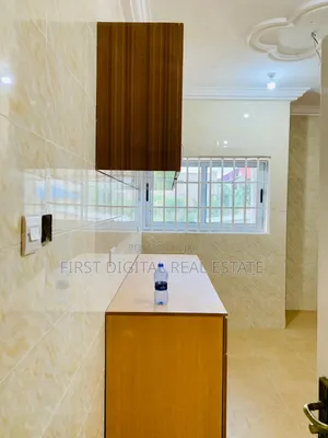 2 Bedroom Apartment for Rent Behind West Hills Redtop
