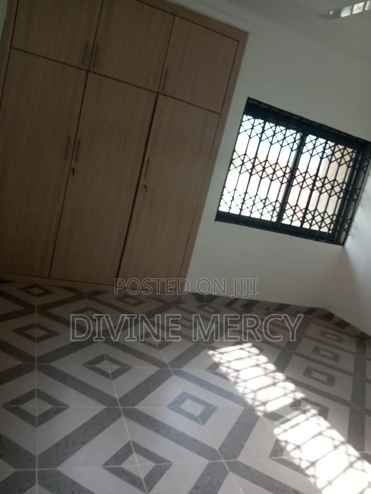 3bdrm Apartment in Offankor Kasoa, Awutu Senya East Municipal for rent