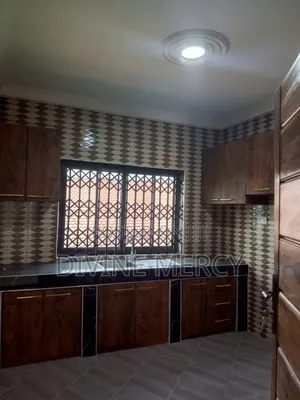 3bdrm Apartment in Offankor Kasoa, Awutu Senya East Municipal for rent