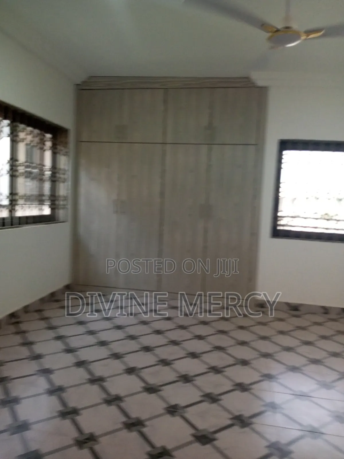 3bdrm Apartment in Offankor Kasoa, Awutu Senya East Municipal for rent