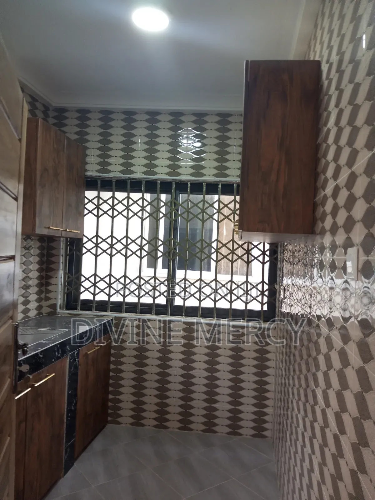 3bdrm Apartment in Offankor Kasoa, Awutu Senya East Municipal for rent