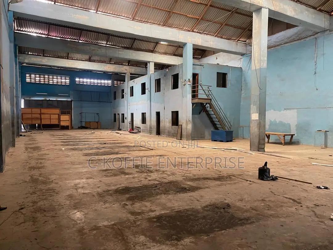900 SQM WHRS Offices at Achimota for Rent