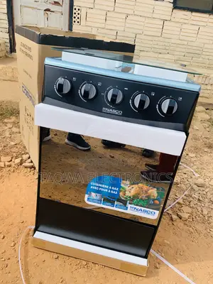 Free-Standing Nasco 4 Burner Gas Cooker