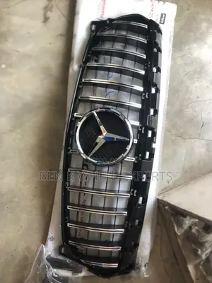 Mercedes Benz C-class Bumper Grille