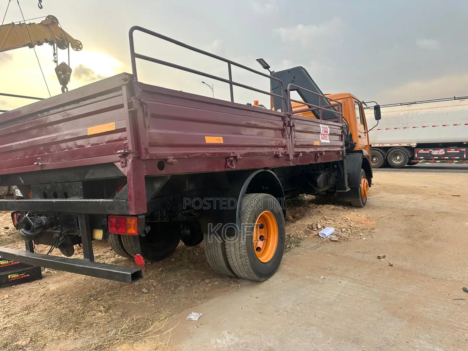 Self Loader Crane-Mercedes Benz Self Loader Crane Truck