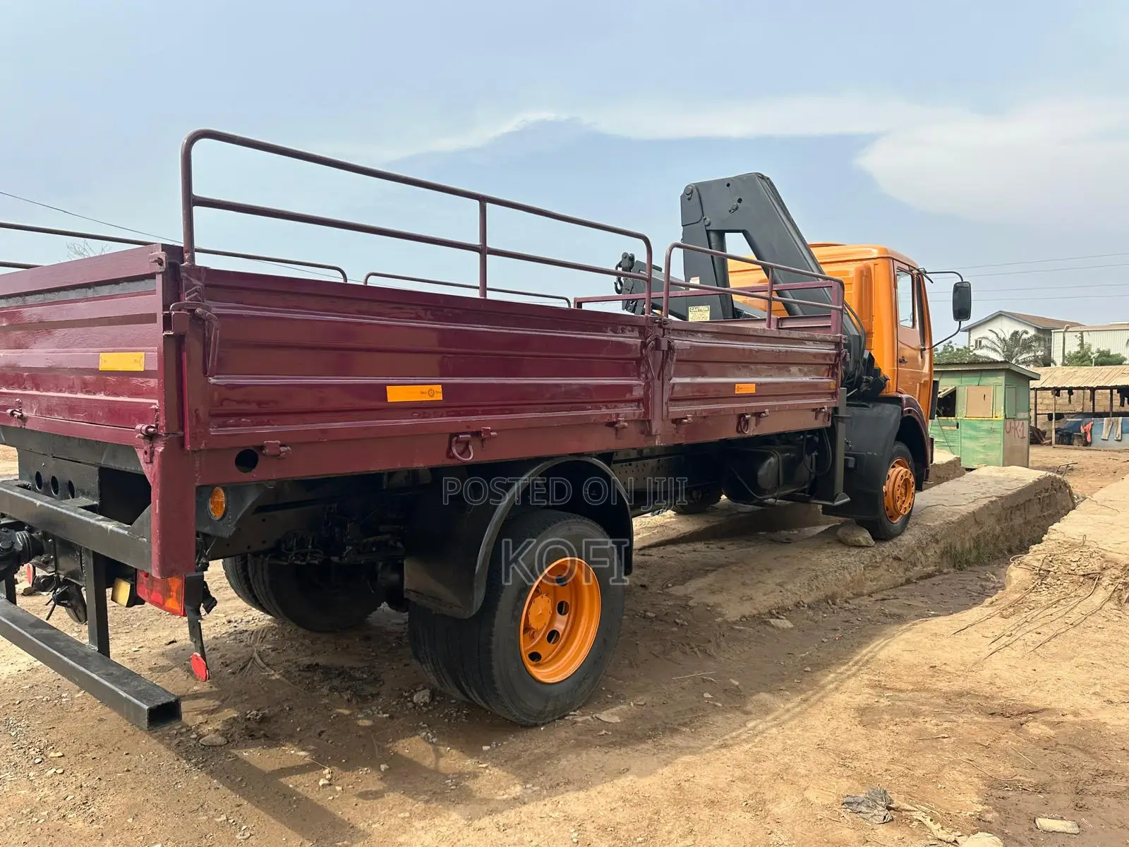 Self Loader Crane-Mercedes Benz Self Loader Crane Truck