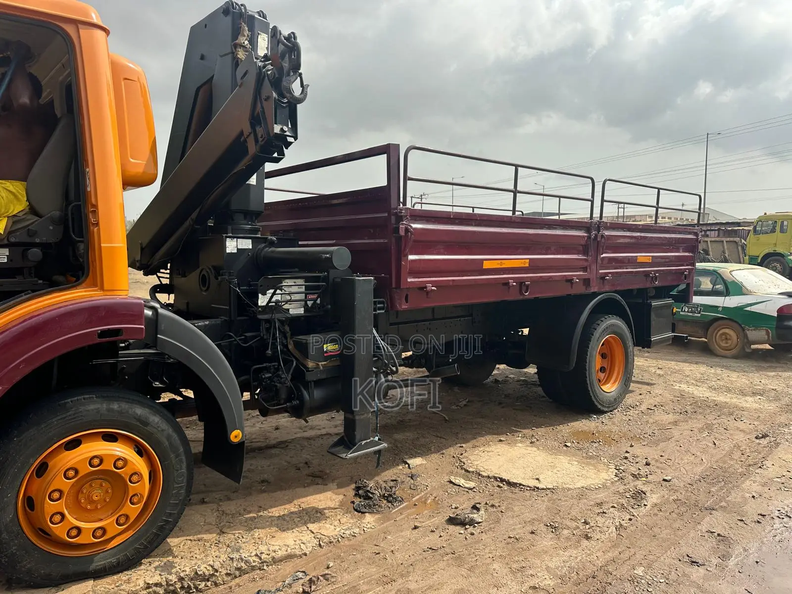 Self Loader Crane-Mercedes Benz Self Loader Crane Truck