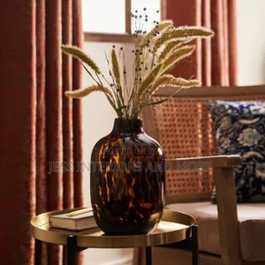 Vase (Tortoise Shell )
