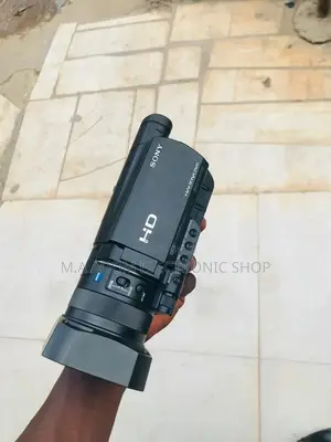 Sony HDR-AX35 Handycam - Capture Your Memories