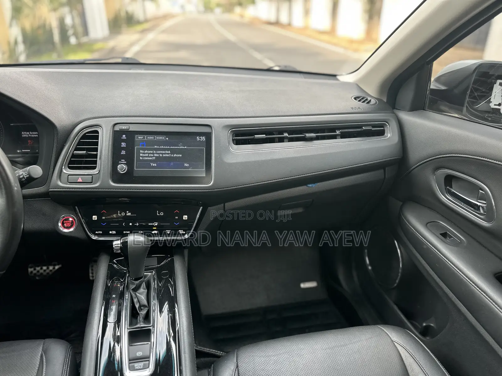 Honda HR-V Touring AWD 2019 White