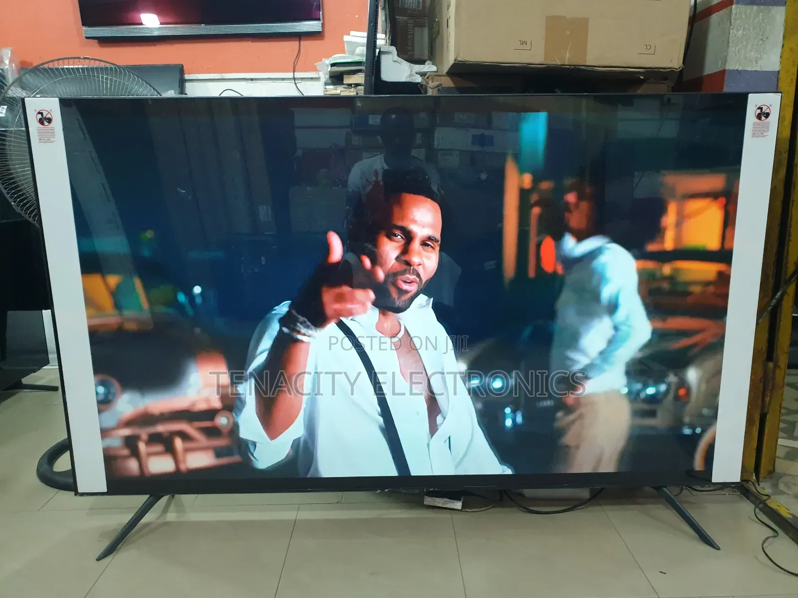 75"Crystal Uhd HDR Samsung Smart Satellite TV