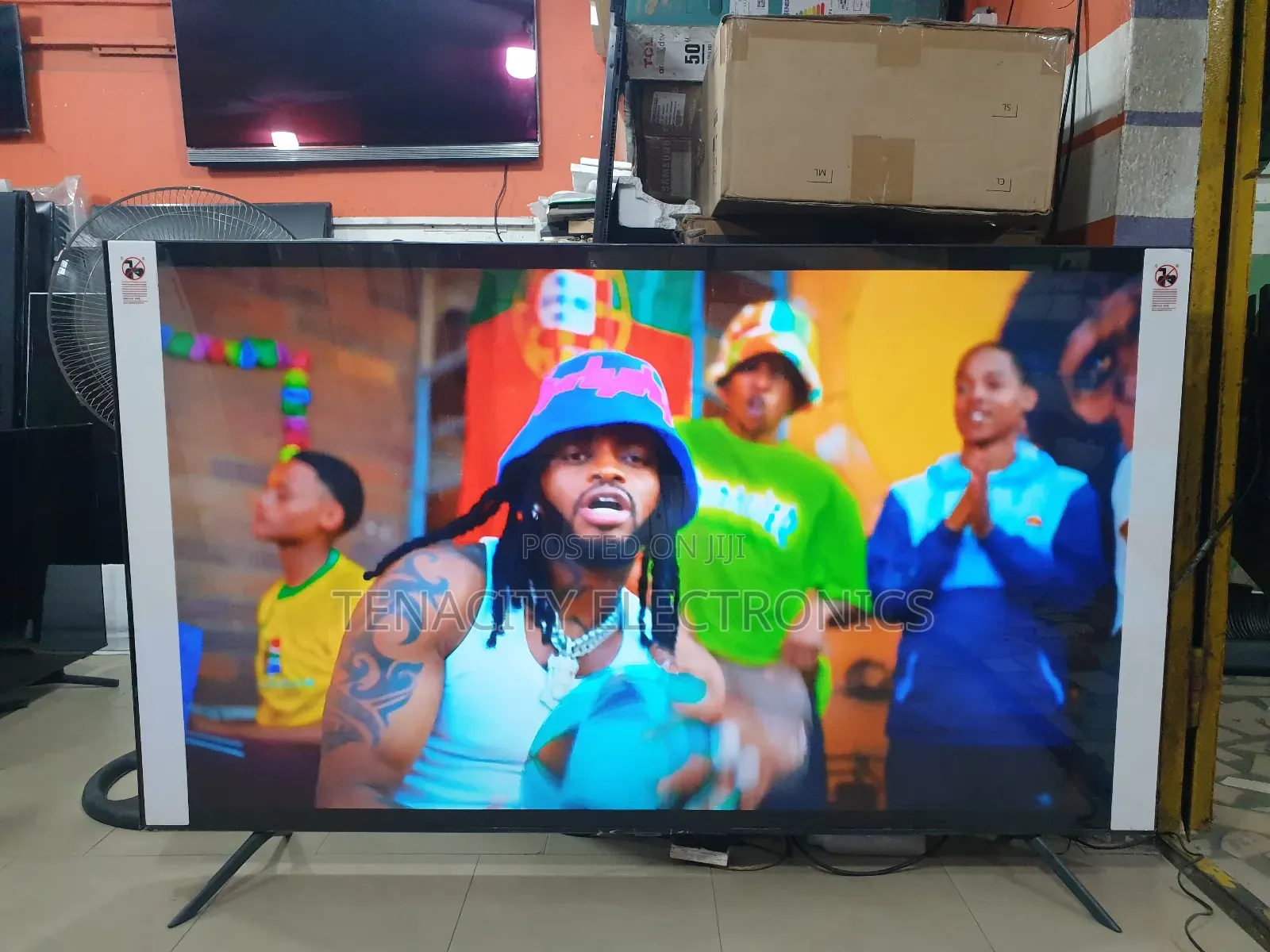 75"Crystal Uhd HDR Samsung Smart Satellite TV