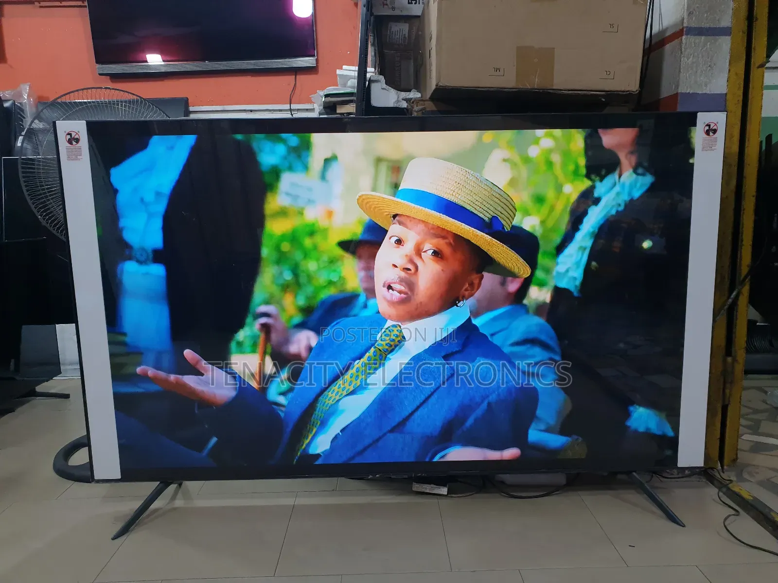 75"Crystal Uhd HDR Samsung Smart Satellite TV