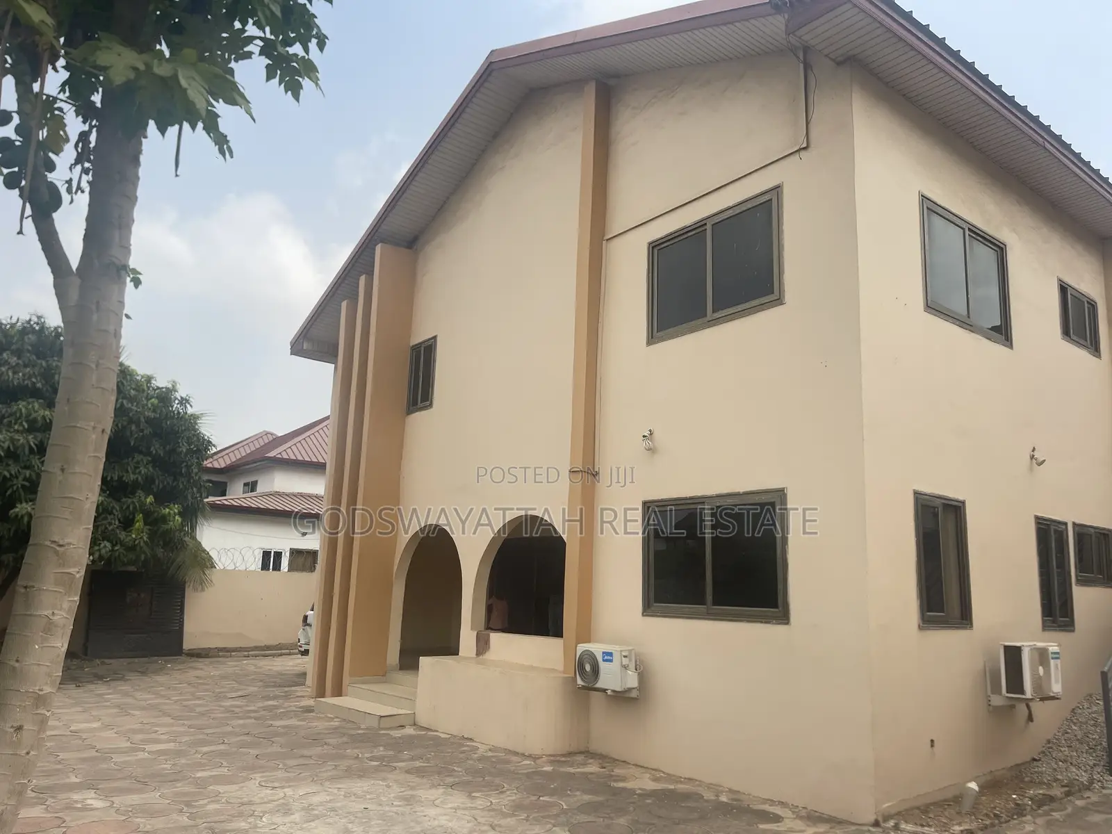 3bdrm Apartment in East Legon, Adjiriganor for rent