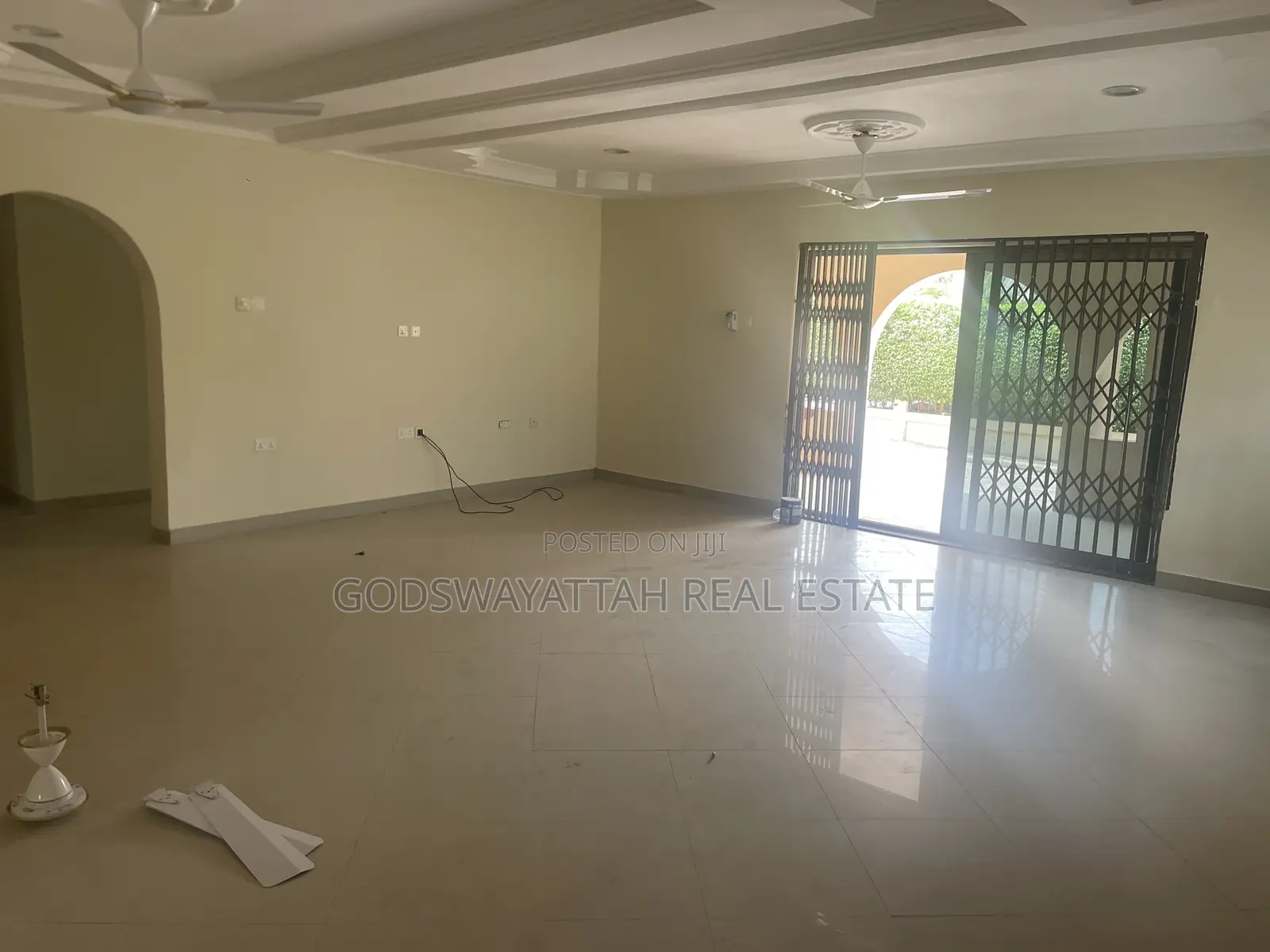 3bdrm Apartment in East Legon, Adjiriganor for rent