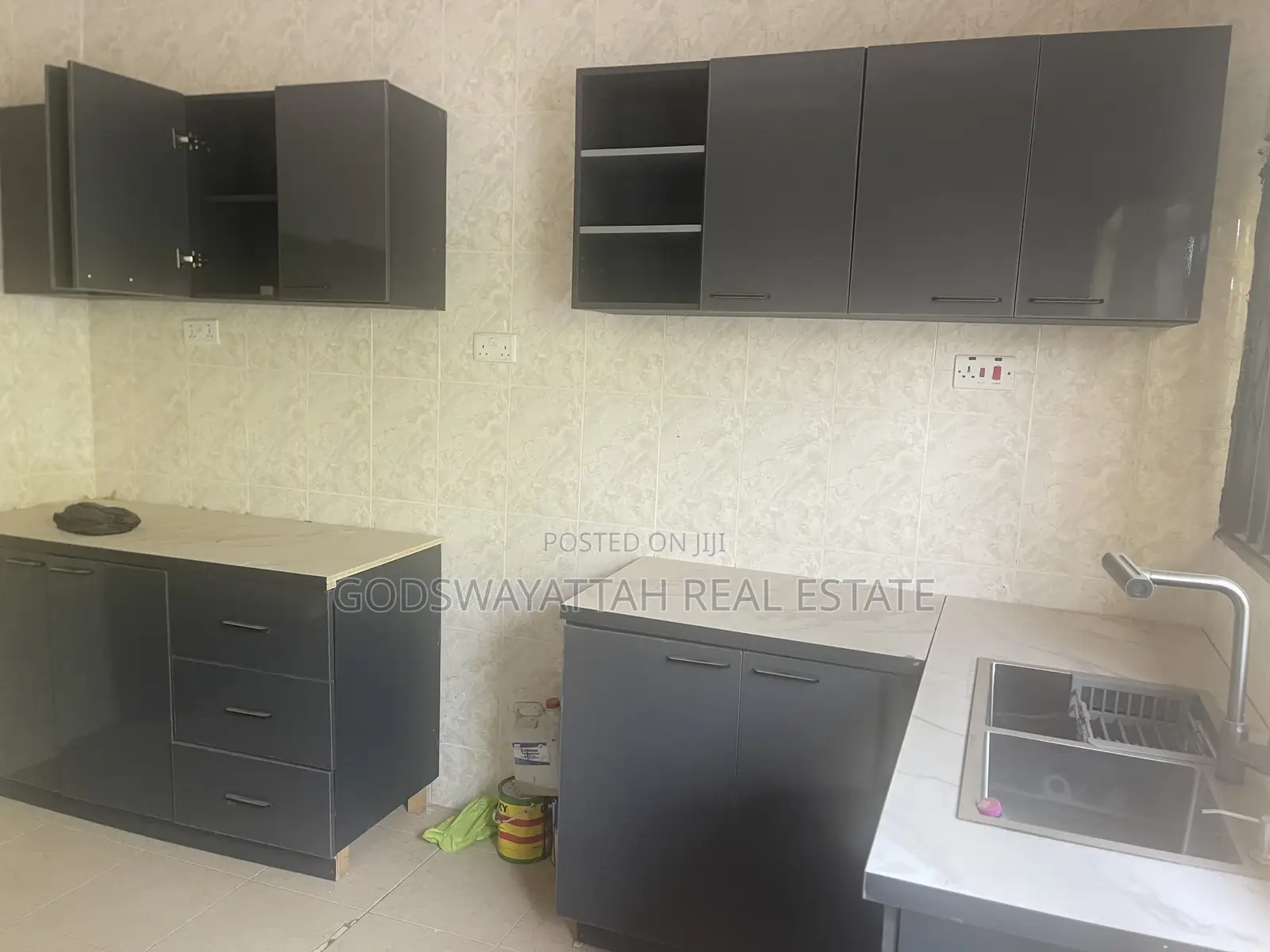 3bdrm House in East Legon, Adjiriganor for rent