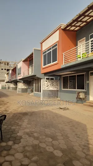 4bdrm House in Oyarifa High Tension for sale
