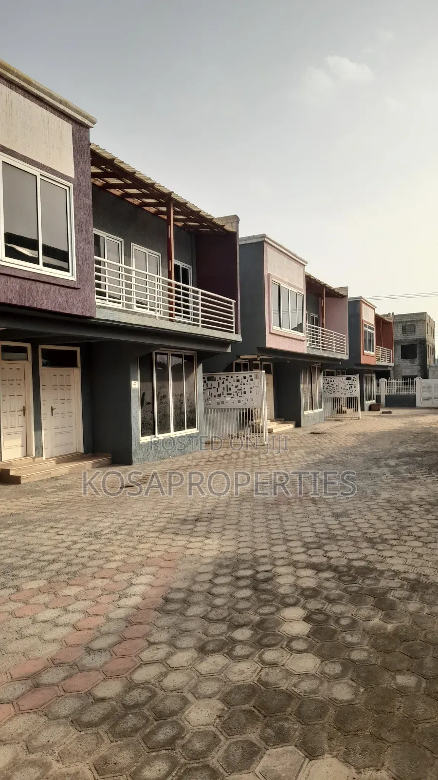 4bdrm House in Oyarifa High Tension for sale