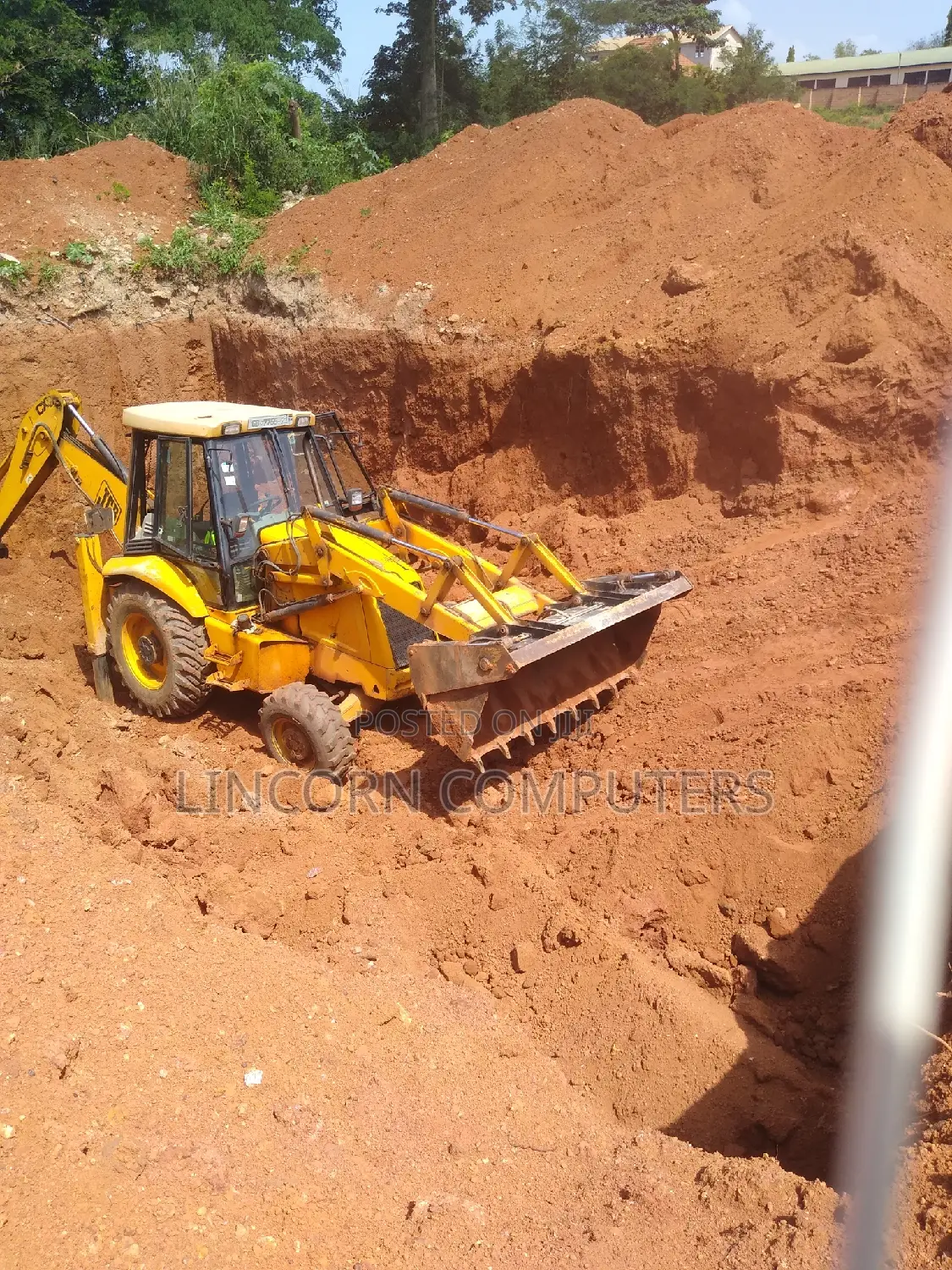 Am Backhoe And Wheel Loader Operator Am Looking For Job