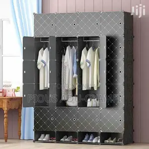 16 Cubes Plastic Wardrobe