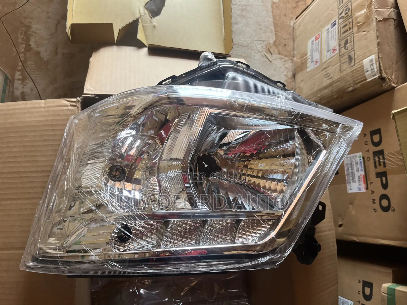 Urvan 2020 Headlight Original DEPO Pair