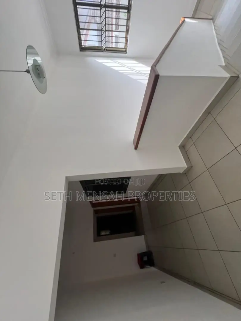 Furnished 3bdrm House in Skm, Ridge for rent