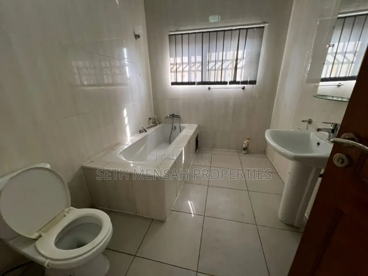 Furnished 3bdrm House in Skm, Ridge for rent