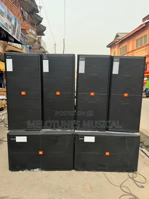 JBL 2pairs of Mid and a Pair of Bass With Amp Rack Set